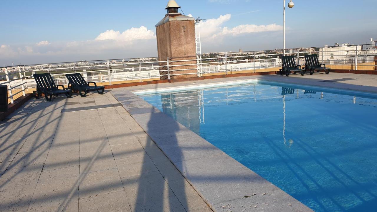 Apart Lisbon Pool Metro Garage Dış mekan fotoğraf